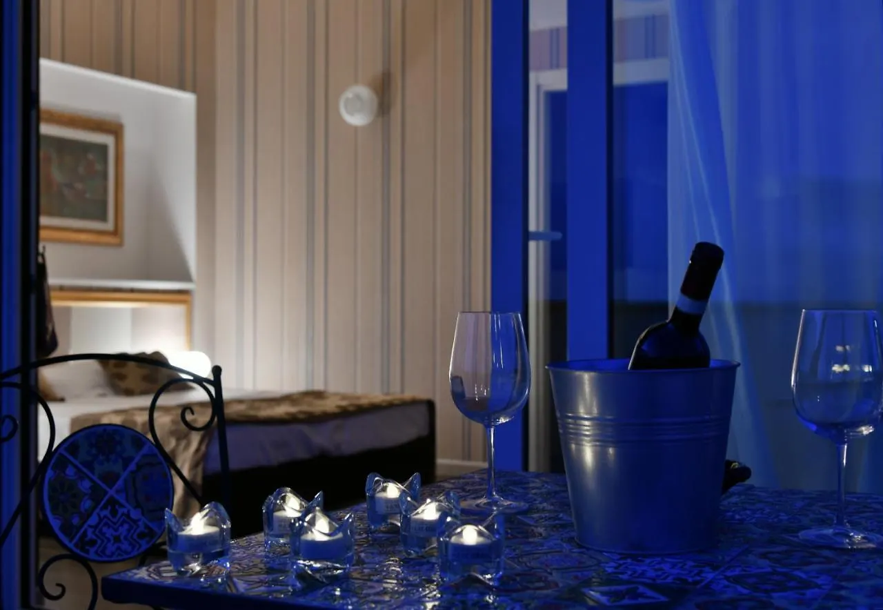 טאורמינה Hotel Le Chevalier