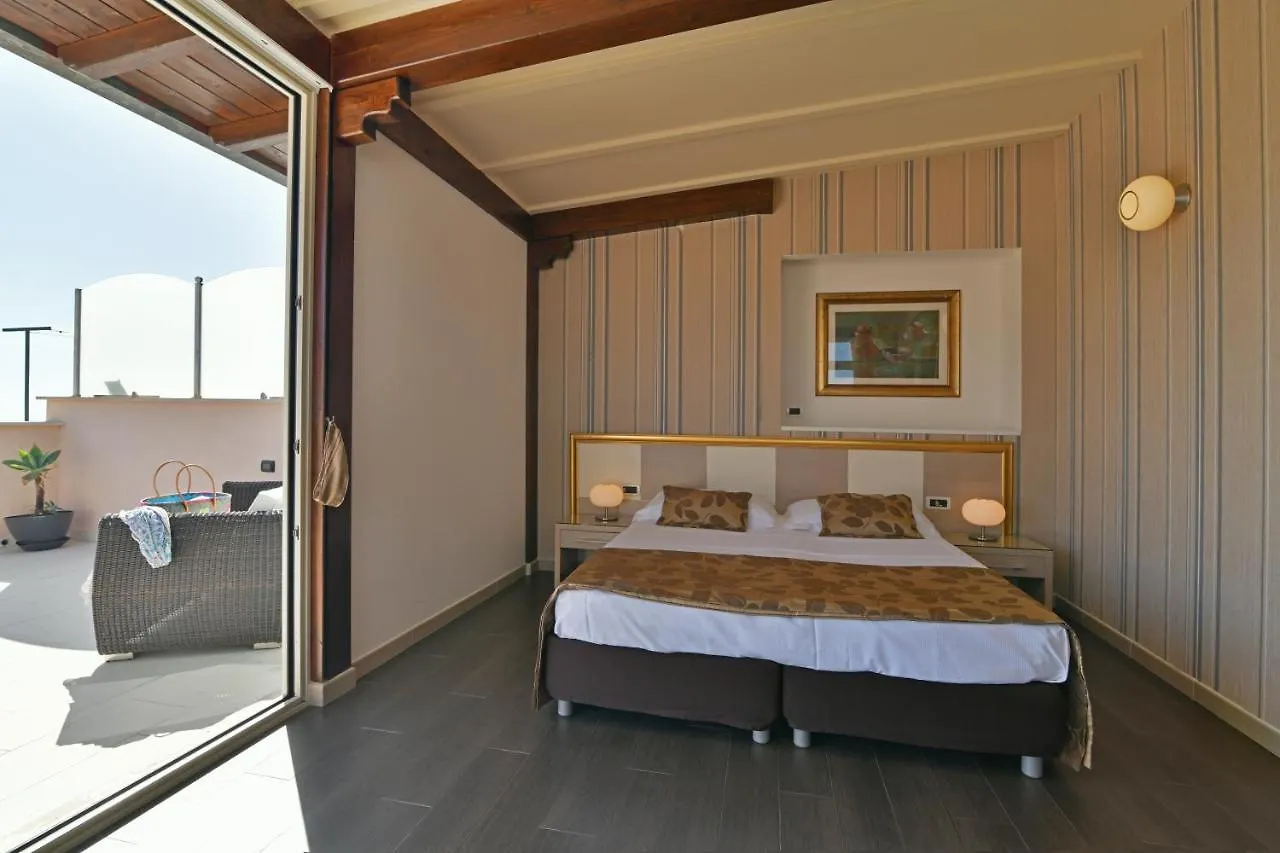טאורמינה Hotel Le Chevalier איטליה